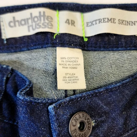 Charlotte Russe Extreme Skinny Mid Rise Jeans Sz 4R NWT - Picture 7 of 7